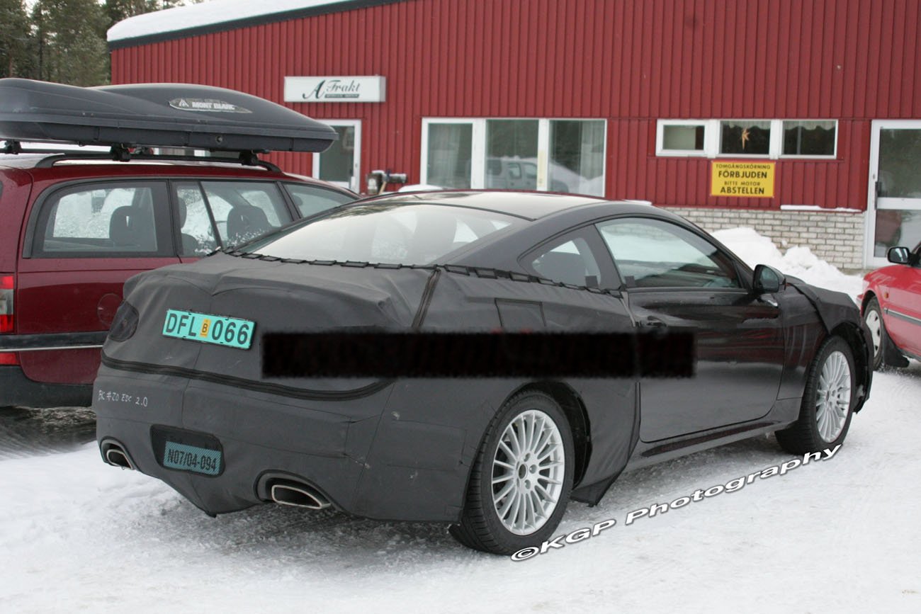 Hyundai Genesis Coupe caught in Sweden (spy foto)