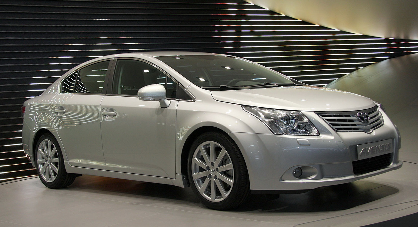 toyota avensis pictures 2009 #3