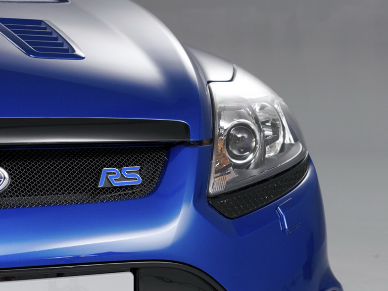 Ford released First official photo for production Focus RS (details) 
