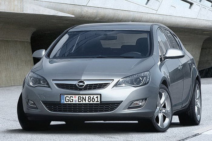 First Official Photos of the new 2010 Opel Astra details 2010 Opel Astra