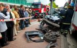BMW 3-Series Touring crash between  Tram and Traffic Pole Tallin, Estonia img_10