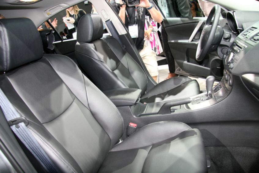 Mazda3 Sedan Interior 2010 Live At La Autoshow Img 4 It S