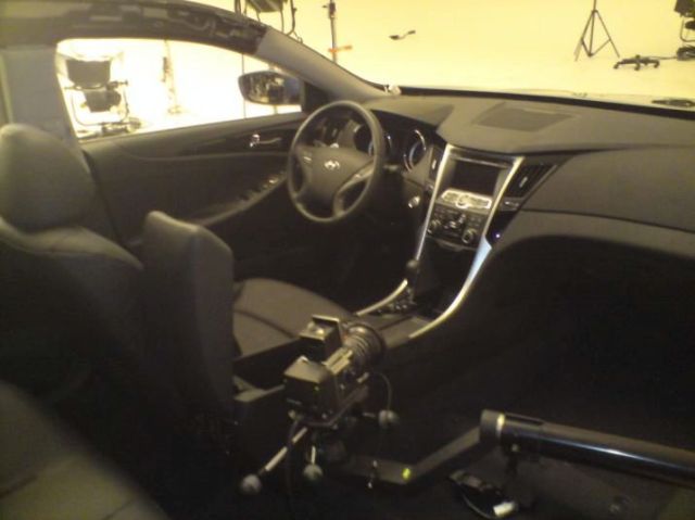 All New 2011 Hyundai Sonata Interior Spy Photo Img 4